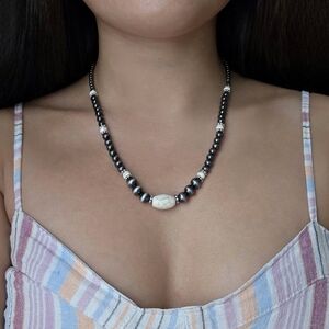 Western Style Navajo Necklace Tribal Ethnic Gun Metal Black Howlite